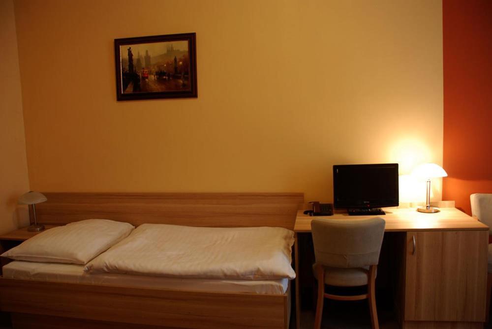 D'Angelo Hotel Prague Room photo